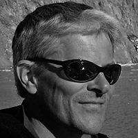 Retrato de  Mark Elliott