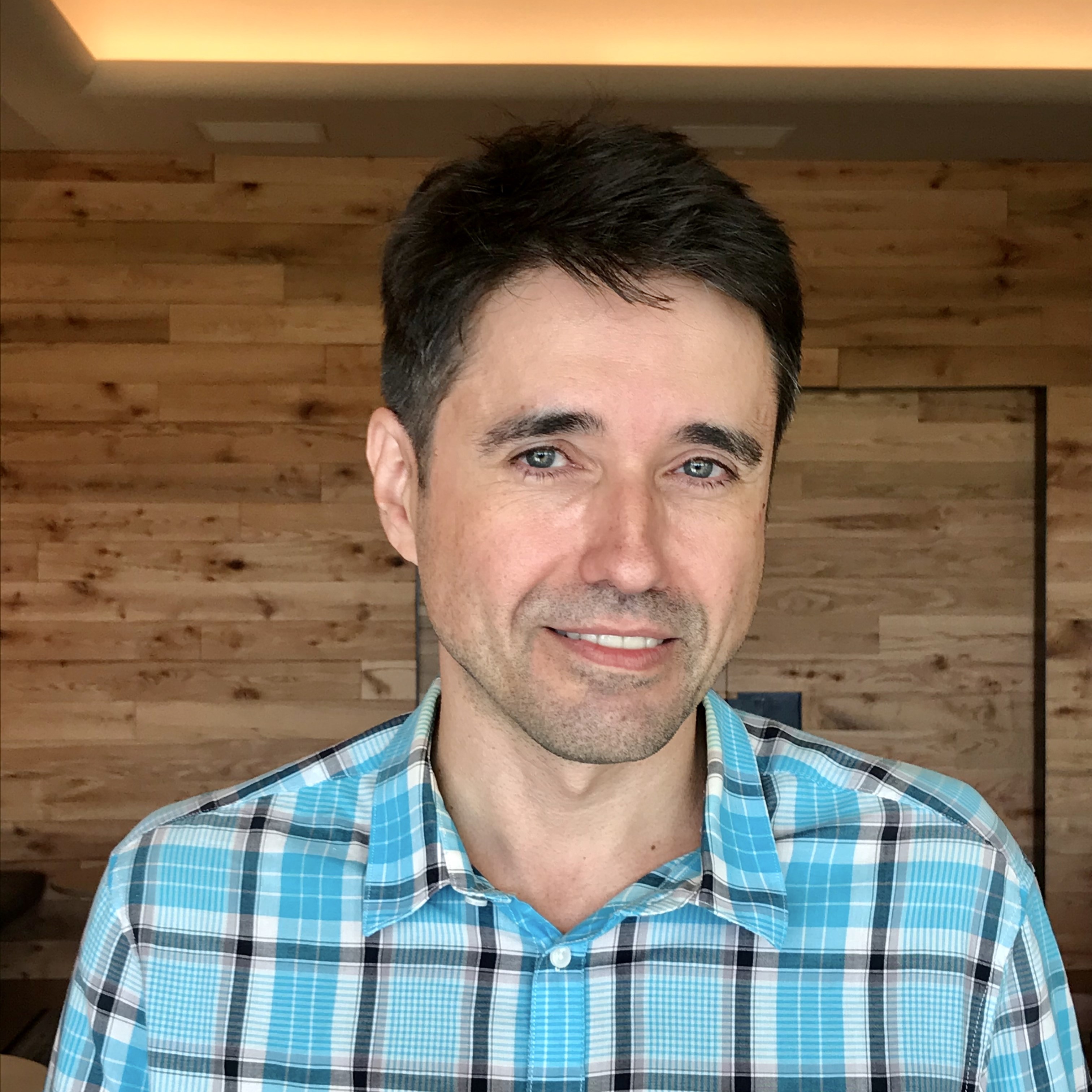 Retrato de  Toni Montesinos