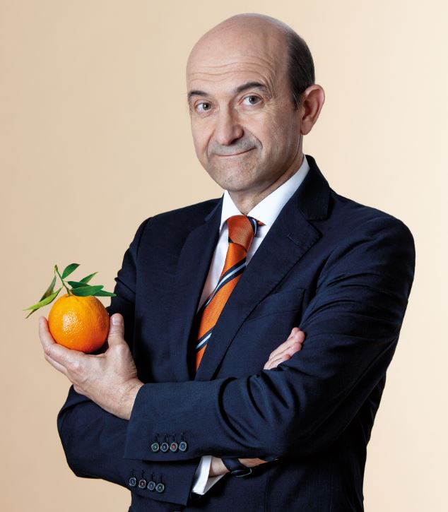 Retrato de  Miguel Ángel Martínez-González