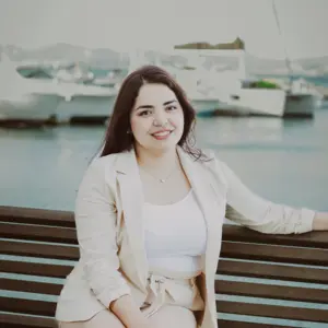 Retrato de  Angélica L. Cota