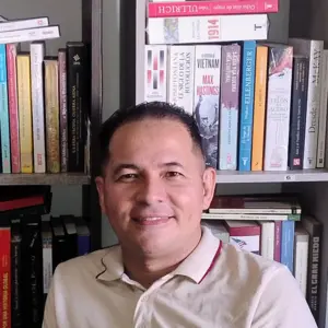 Retrato de Julián Lázaro