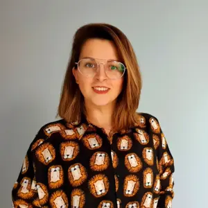 Retrato de Tania Pasarín-Lavín (@ser_maestra)