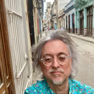 Retrato de  Víctor Amela