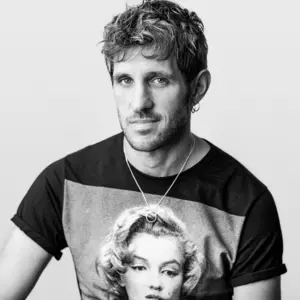 Retrato de Jota Linares