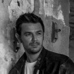 Retrato de Roberto Emanuelli