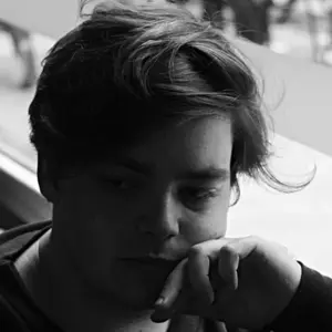 Retrato de Alvaro Garat