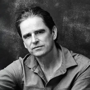 Retrato de Darrin M. McMahon