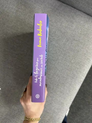 Imagen extra Todos los lugares que mantuvimos en secreto 2