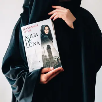 Imagen extra Agua de luna 0