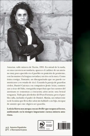 Contraportada Lo que oculta la tierra