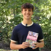 Portada La invasión de las madreszombi 4