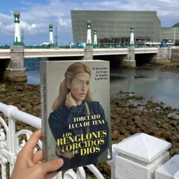 Imagen extra Los renglones torcidos de Dios 0