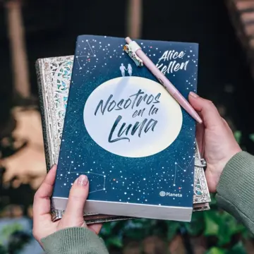 Imagen extra Nosotros en la luna 1